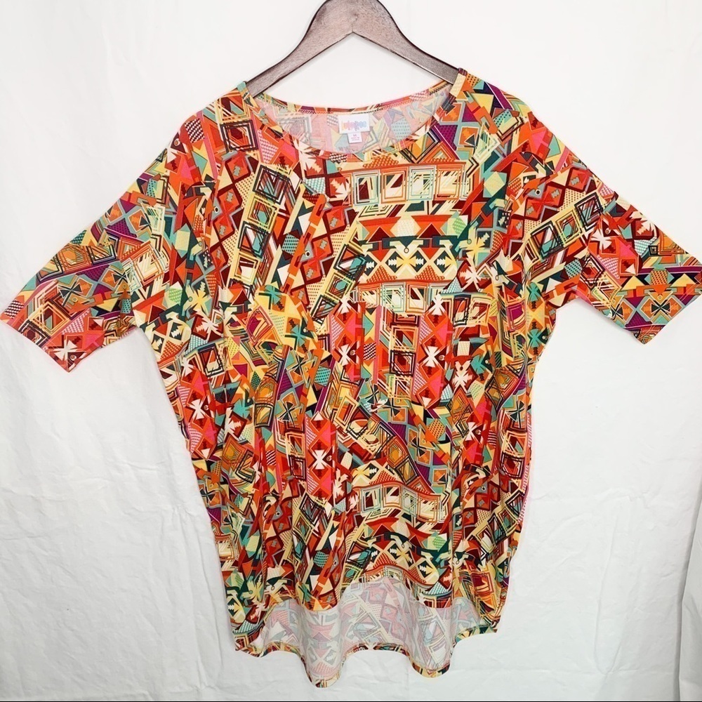🦩2/$25 LulaRoe / Irma Tunic - Size M